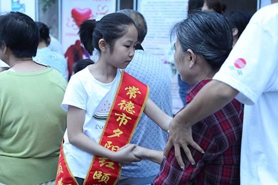 探索当下热门的互助平台榜单：盘点最新涌现的公益互助平台大全